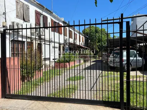 Depto Tipo Casa en Venta con 1 cocheras