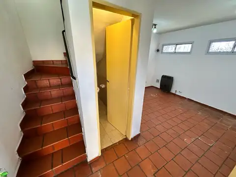 Depto Tipo Casa en Alquiler de 2 dormitorios