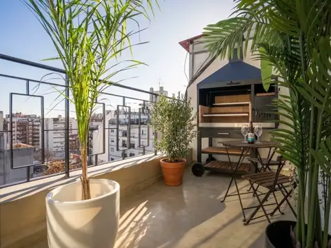 Venta. Departamento 2 ambiente refaccionado a Nuevo con balcon terraza