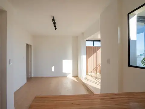 Venta. Departamento 2 ambiente refaccionado a Nuevo con balcon terraza