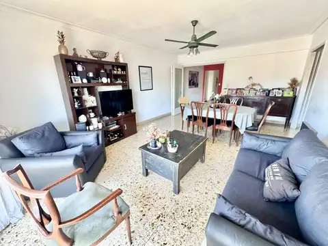 VENTA Departamento 4 ambientes con balcón - Lanús