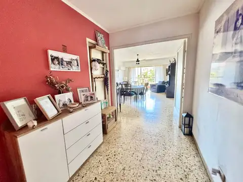 Avenida Hipólito Yrigoyen 4700, Piso 11