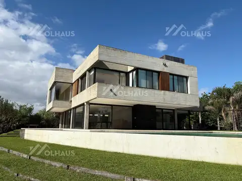 boulevard de todos los santos 5600