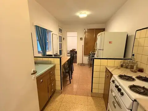 Depto Tipo Casa en Alquiler de 4 ambientes