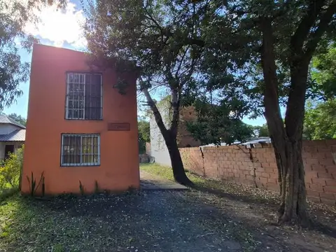 Venta casa dos ambientes a metros del Mar