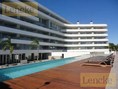 Excelente departamento vista al rio en Colonia, con renta en dolares