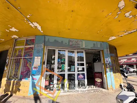 Local en Alquiler Via Pública