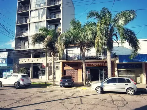 VENTA LOCAL Y VIVIENDA 2 PLANTAS  ESCOBAR COCHERA