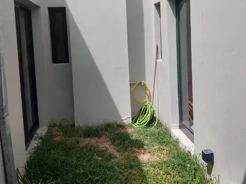 Casa en Venta en City Bell, USD 124.000