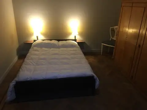 OPORTUNIDAD  CASONA 300m2. TOTALES. ESPACIO AEREO PROPIO Se aceptan TODAS las propuestas!