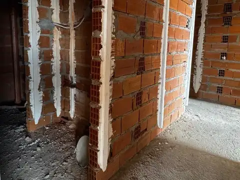 Departamento 4 ambientes con 3 baños