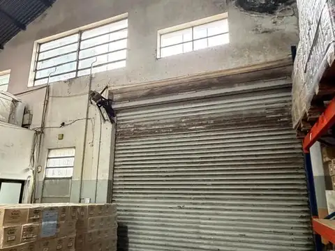 Galpon en Alquiler en Olivos, $ 2.700.000