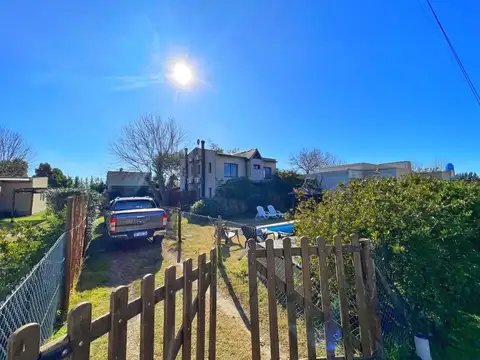 COMPLEJO LOS ROBLES ROJOS (LOMAS ALTAS)