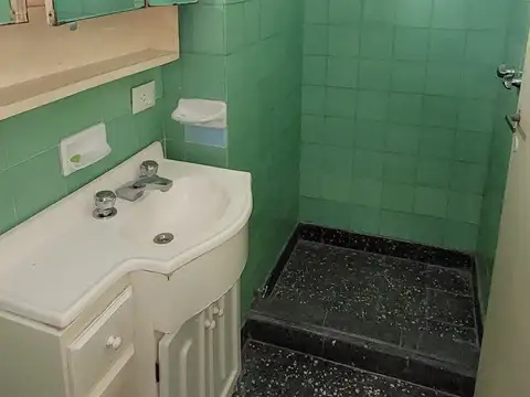 4 Amb con Balcon Corrido 2 Baños - Lavadero - Muy Luminoso