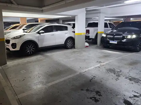 Cochera en Venta Cubierta