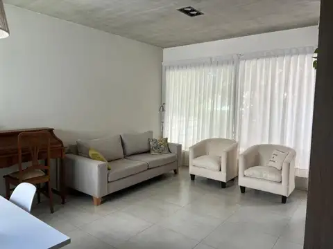 Moldes 3570 , Piso 2
