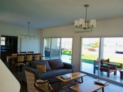 Casa en Alquiler en San Matias, USD 4.400