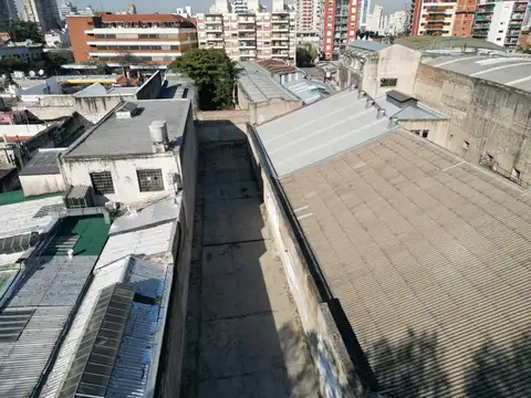 VENTA GALPON DEPOSITO EN BOEDO - PERMUTA/FINANCIA