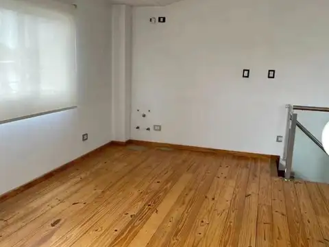 Casa 4 ambientes con 4 baños