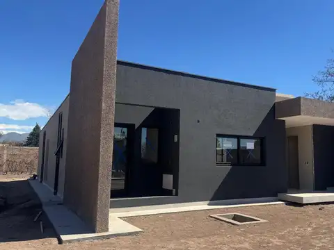 CASA A ESTRENAR ALMIRANTE BROWN