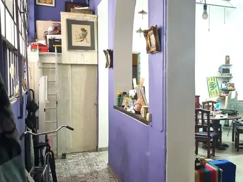 PH..PLANTA BAJA Al CONTRAFRENTE. -DOBLE ALTURA =4m( Living Comedor ).2 DORMITORIOS. RECICLADO HACE 10 AÑOS.DUCHA ESCOCESA"  en baño principal (Ideal para unos buenos masajes )
