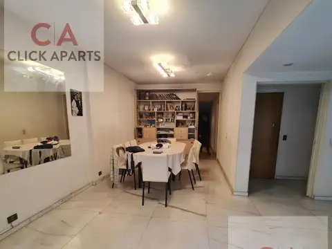 VENTA - 4 ambientes con balcón - dependencia - comedor diario - ONCE