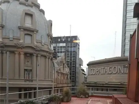 Teniente General Juan Domingo Perón 500