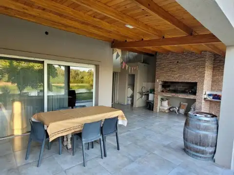 Casa en Venta en Victoria, USD 280.000