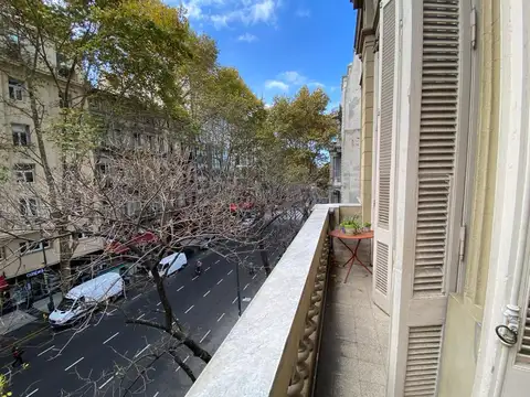 Avenida De Mayo 600