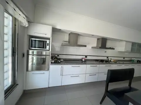 Casa 3 ambientes con 3 baños