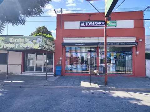 Dos Locales Centricos en Lujan