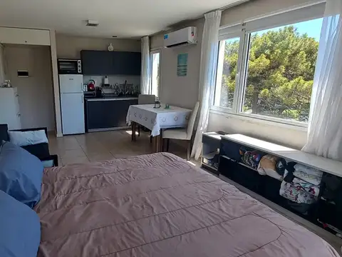 Avenida show 800, Piso 3