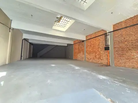 Galpon en Alquiler en Mataderos, $ 2.500.000