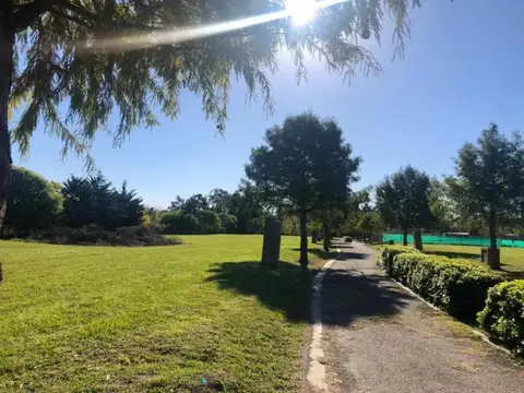 Terreno en Venta en Brujas, USD 37.000