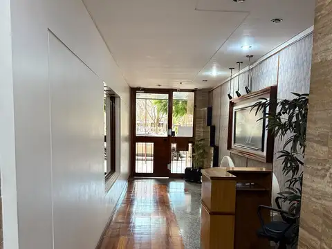 Oficina en alquiler – Diagonal Pueyrredon 2936