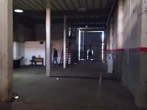 Galpon en Alquiler en Remedios de Escalada, $ 1.000.000