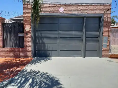 Galpon en Alquiler en Barrio Parque Field, $ 680.000