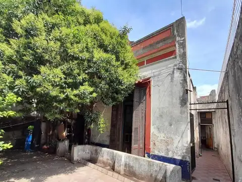 Venta casa lote propio (16 x 8,66 m) con patio y terraza