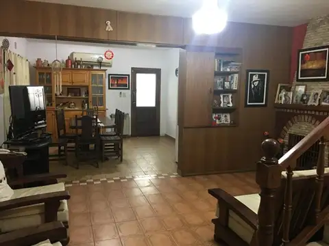Casa en Venta en Alberdi, USD 290.000