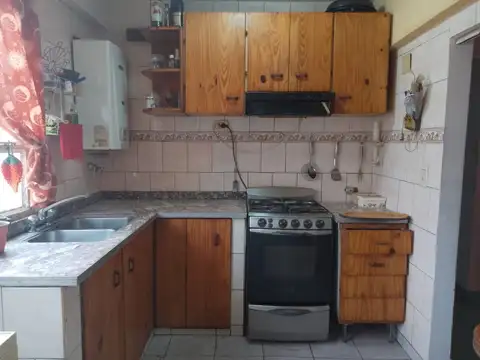 DEPARTAMENTO  3 AMB  VENTA R.TRIANA Y LACARRRA