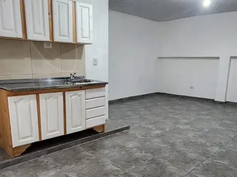Depto Tipo Casa en Alquiler en Virreyes, $ 390.000