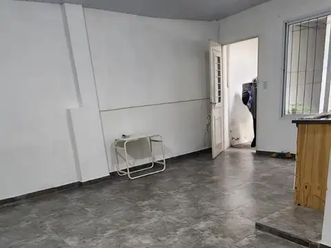 Depto Tipo Casa Monoambiente con 1 baño