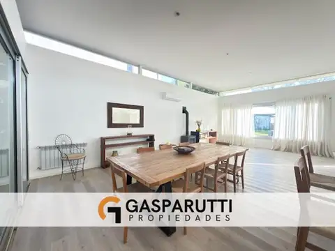 Casa en Venta al Este
