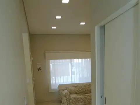 Casa 6 ambientes con 2 baños