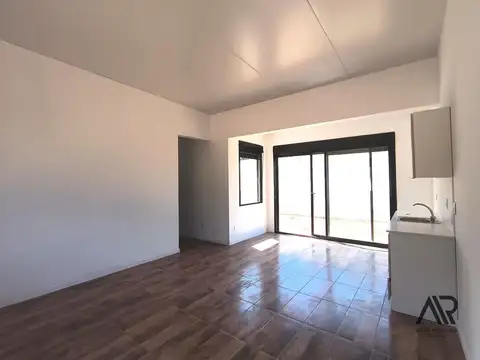 Casa en venta c/ cochera en P. Ballena