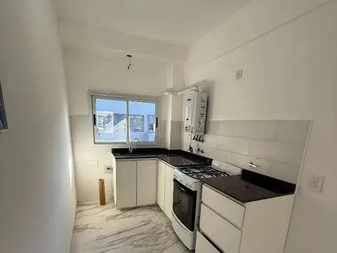 Departamento en Alquiler en Moron Sur, $ 850.000