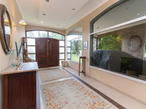 Casa 6 ambientes con 3 baños
