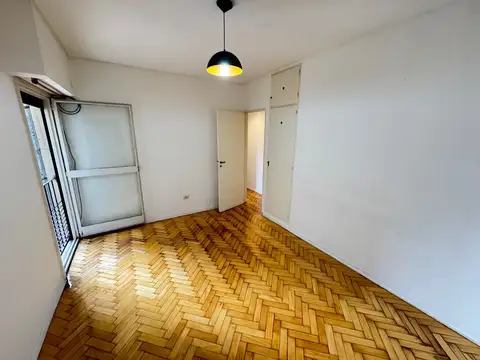 Avenida San Pedrito 100, Piso 7