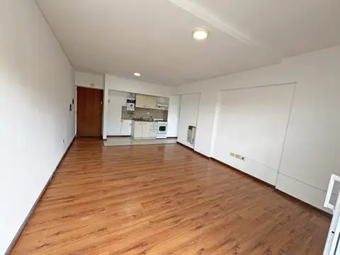 Av. San Martín  al 800