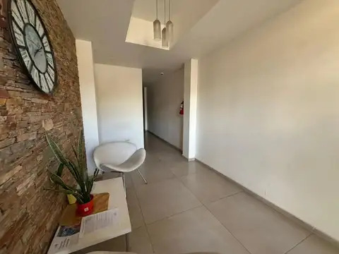 83- MITRE 4800, Piso 5